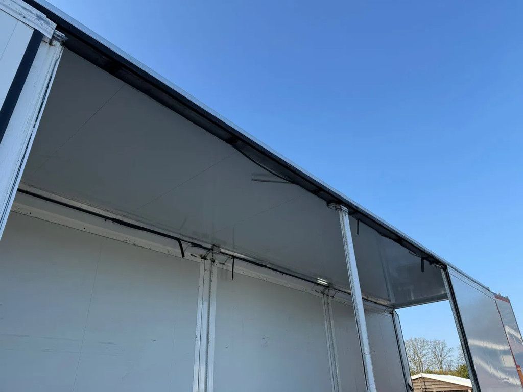 Van Hool Moeyerson Side doors/Seitenturen Carrier Vector 1550 1.280 uur!