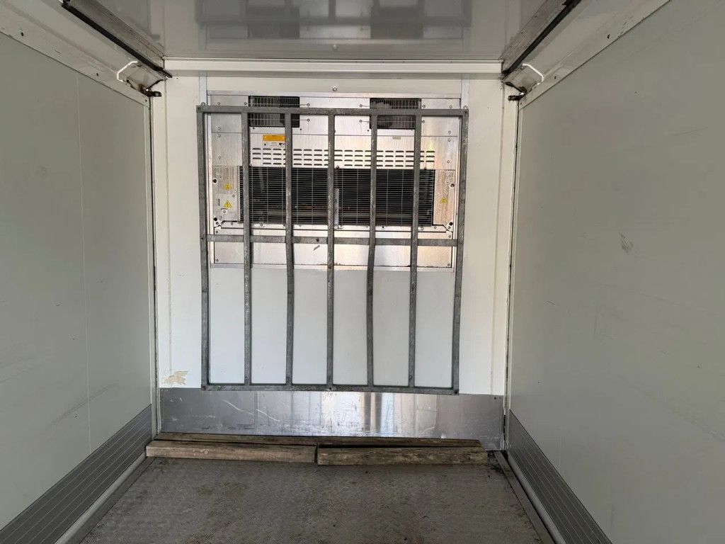 Van Hool Moeyerson Side doors/Seitenturen Carrier Vector 1550 1.280 uur!