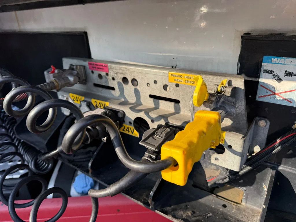 Van Hool Moeyerson Side doors/Seitenturen Carrier Vector 1550 1.280 uur!