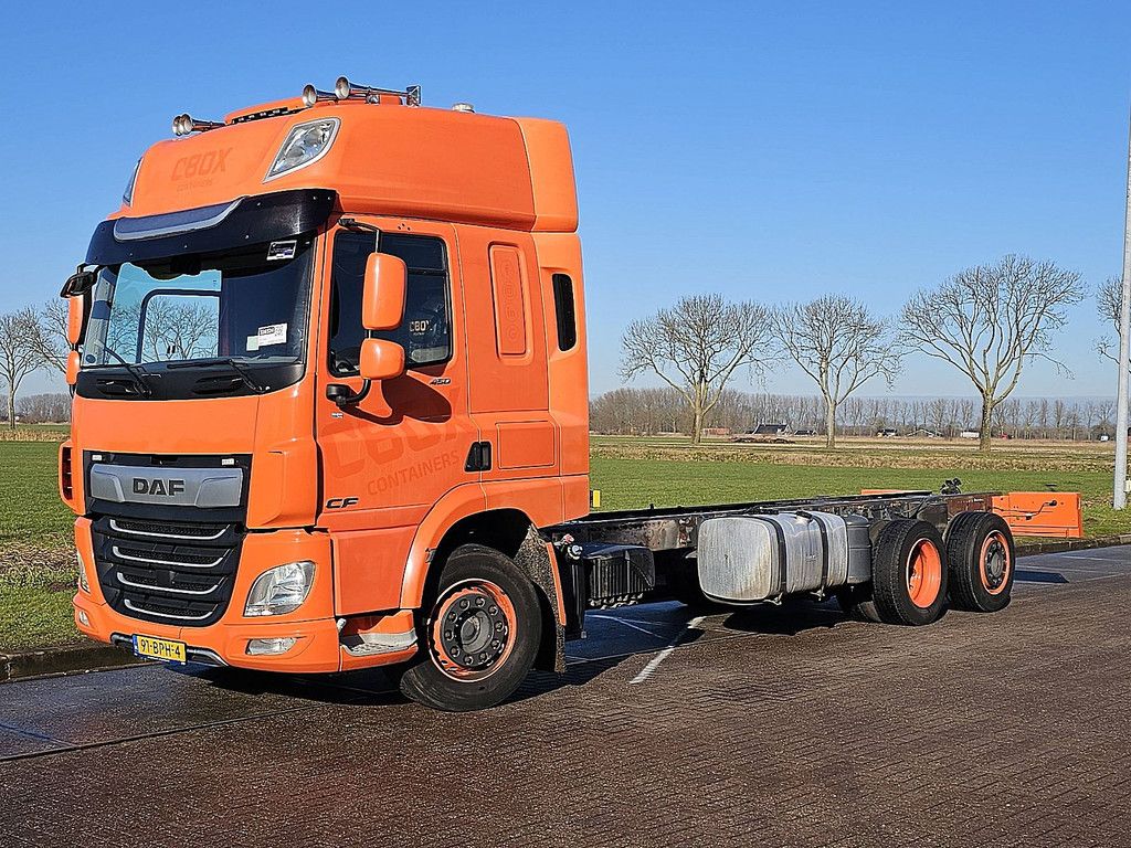 DAF CF 450 6x2 fan spacecab