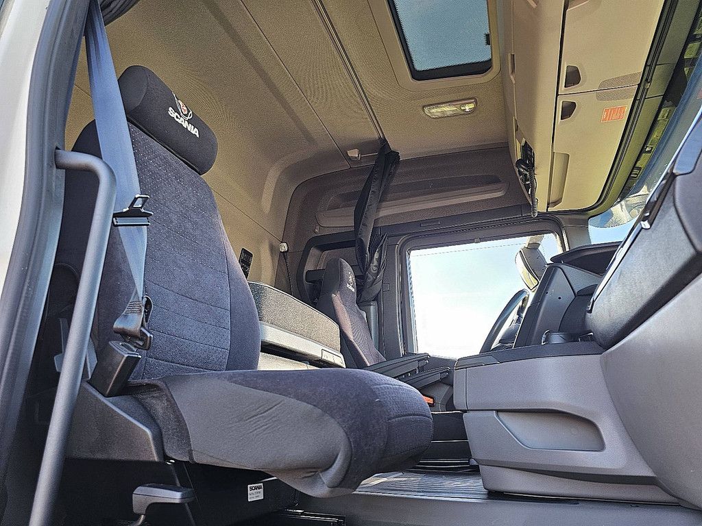 SCANIA R500 6x2*4,durabright