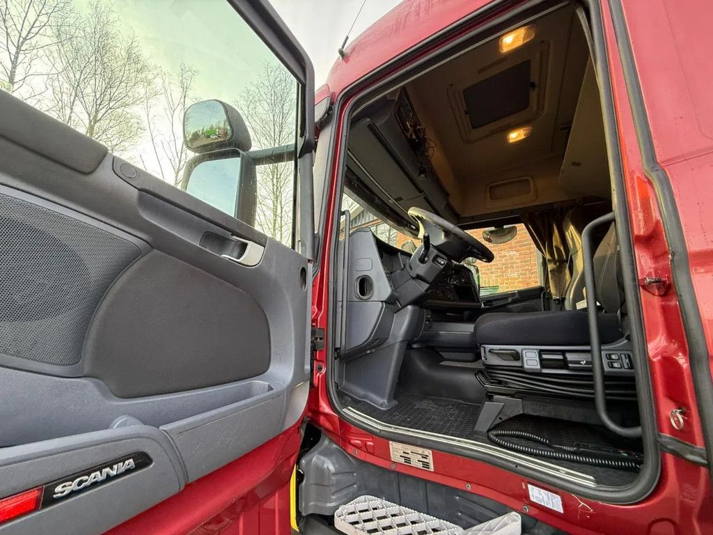 Scania R410 Highline 2 tanks NL Truck