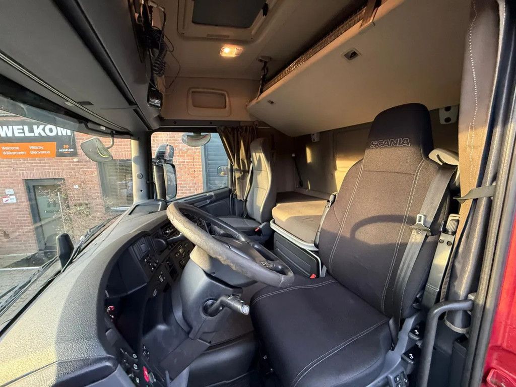 Scania R410 Highline 2 tanks NL Truck