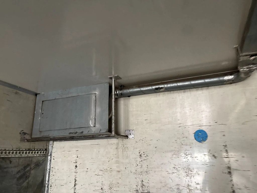 Sommer 12.3M Stuuras 2T Laadklep Webasto kachel NL Trailer APK/TUV 9-2026