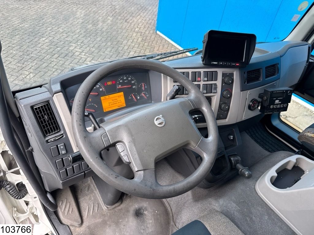 Volvo FL 250 EURO 6, Dhollandia, Carrier, 3 Compartments