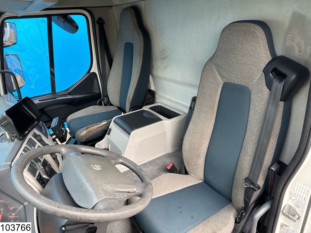 Volvo FL 250 EURO 6, Dhollandia, Carrier, 3 Compartments