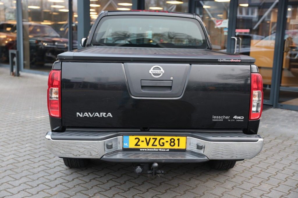 Nissan Navara 2.5 DCI SE 4WD VAN