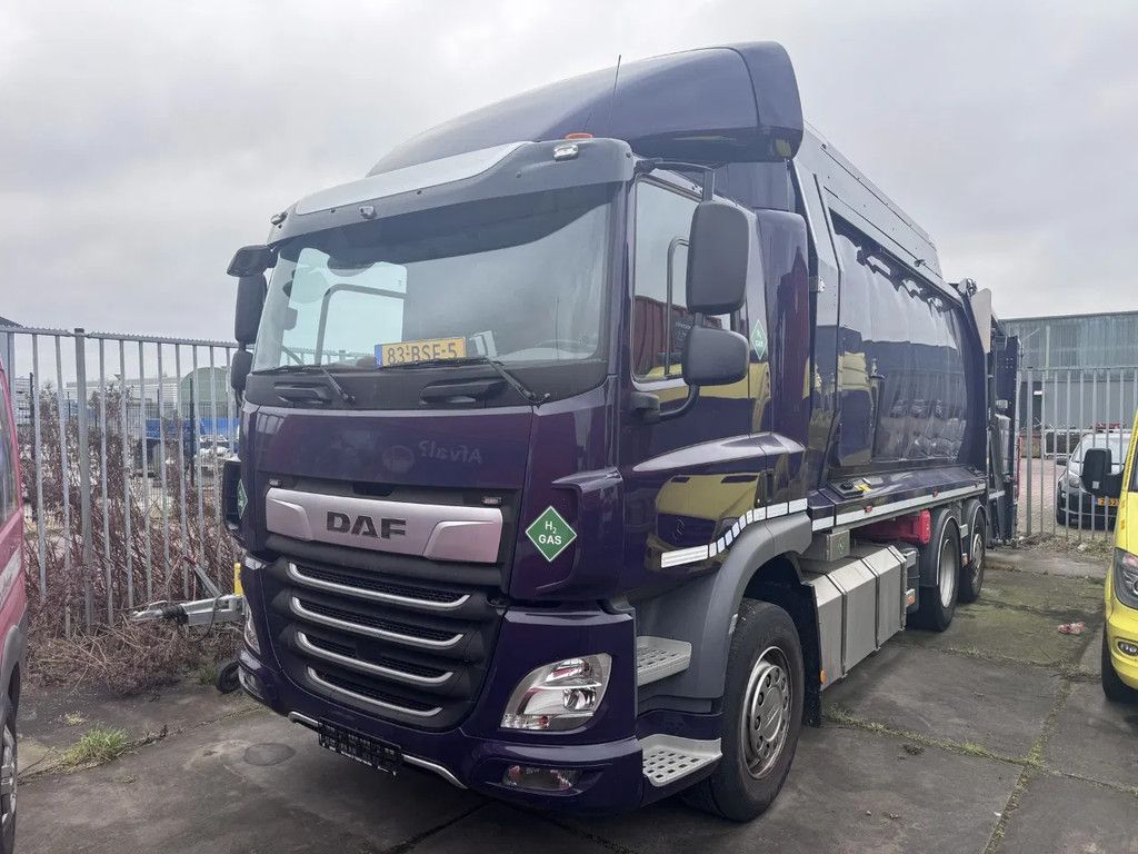 E-TRUCKS EUROPE CF FAG HYDROGEN ELECTRIC HYBRID