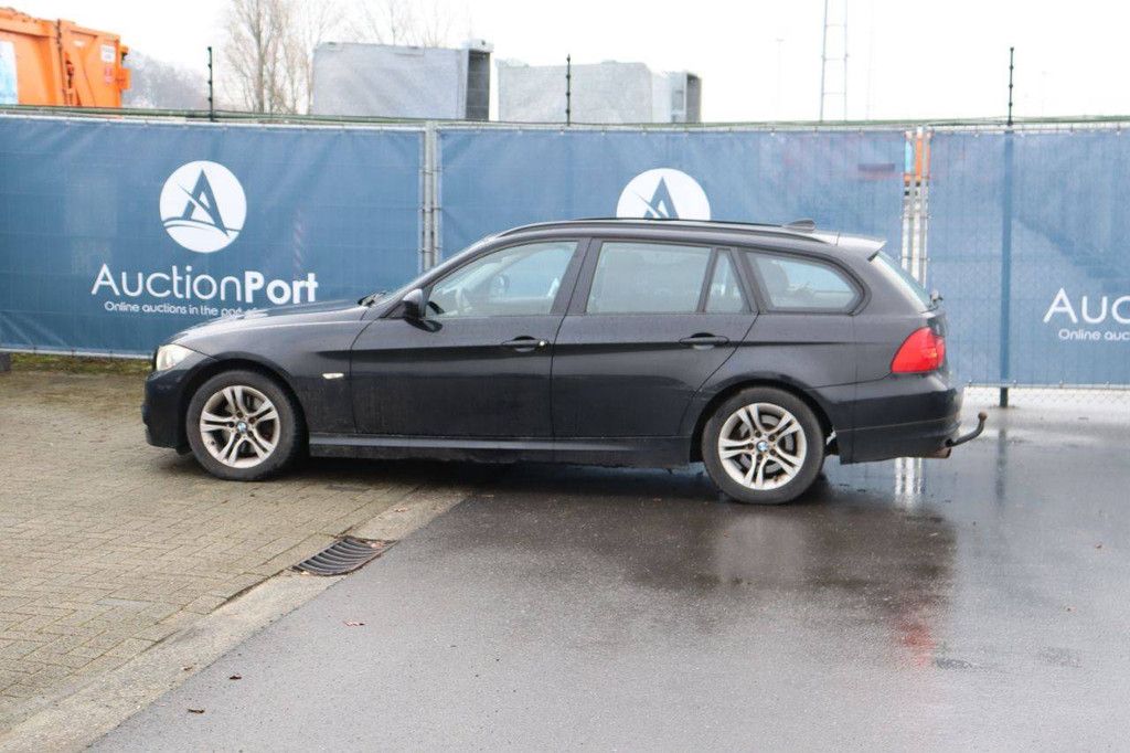 Pkw BMW 318 Touring Diesel 143 PS 2012 (Margin)