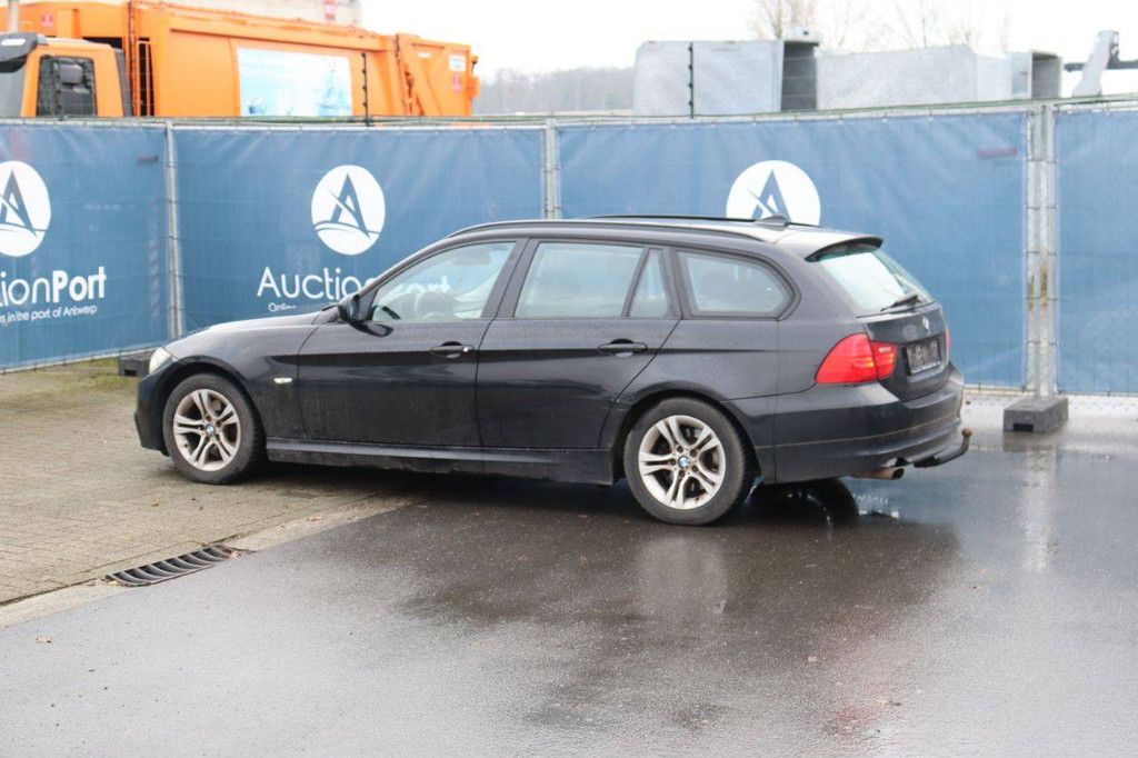 Pkw BMW 318 Touring Diesel 143 PS 2012 (Margin)