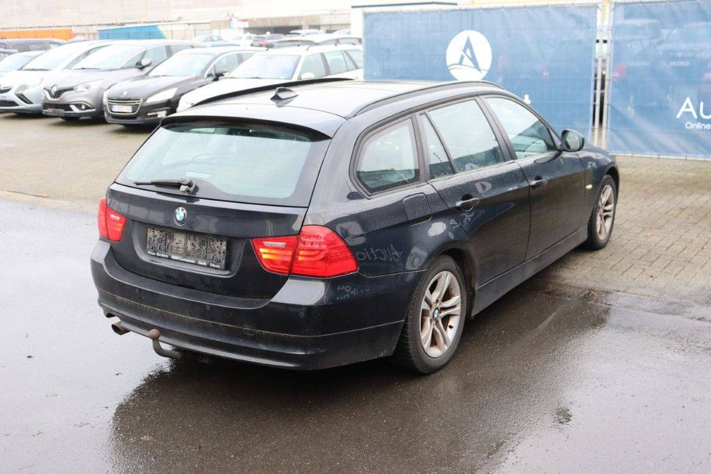 Pkw BMW 318 Touring Diesel 143 PS 2012 (Margin)