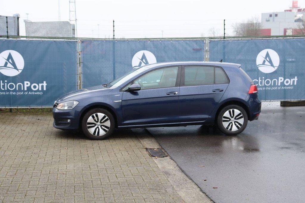 Pkw Volkswagen Golf Benzin 105 PS 2014 (Marge)