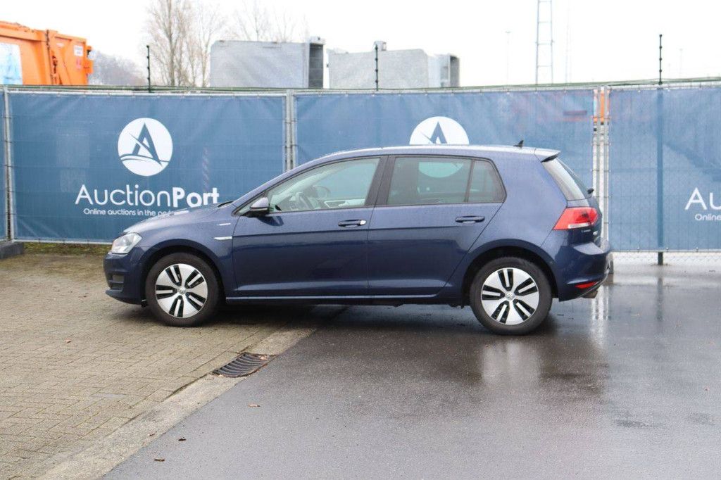 Pkw Volkswagen Golf Benzin 105 PS 2014 (Marge)