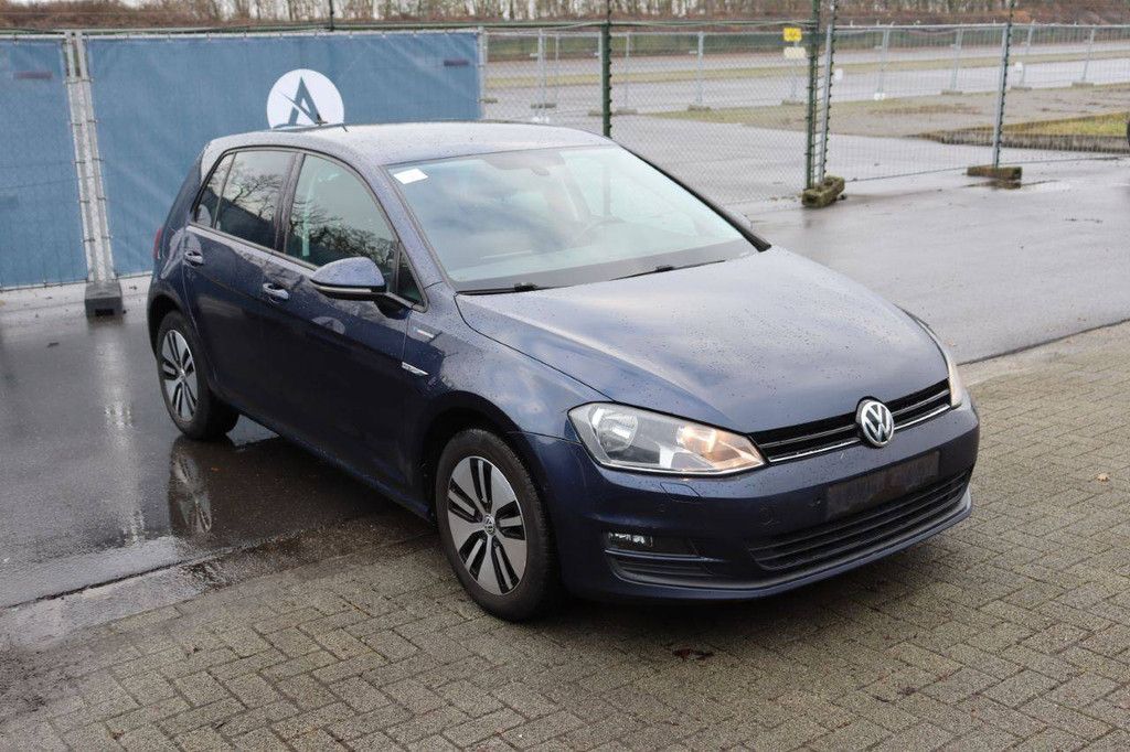 Pkw Volkswagen Golf Benzin 105 PS 2014 (Marge)