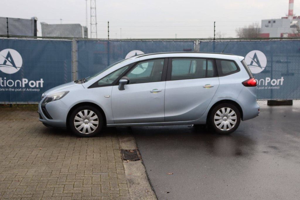 Passenger car Opel Zafira Petrol 170 hp 2013 (Margin)