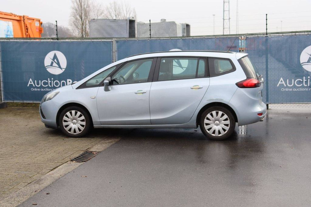 Passenger car Opel Zafira Petrol 170 hp 2013 (Margin)