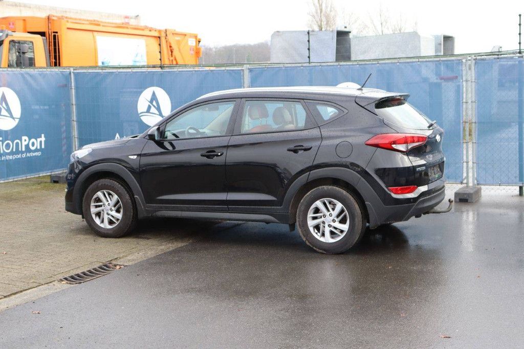 SUV Hyundai Tucson Petrol 132hp 2016 (Margin)