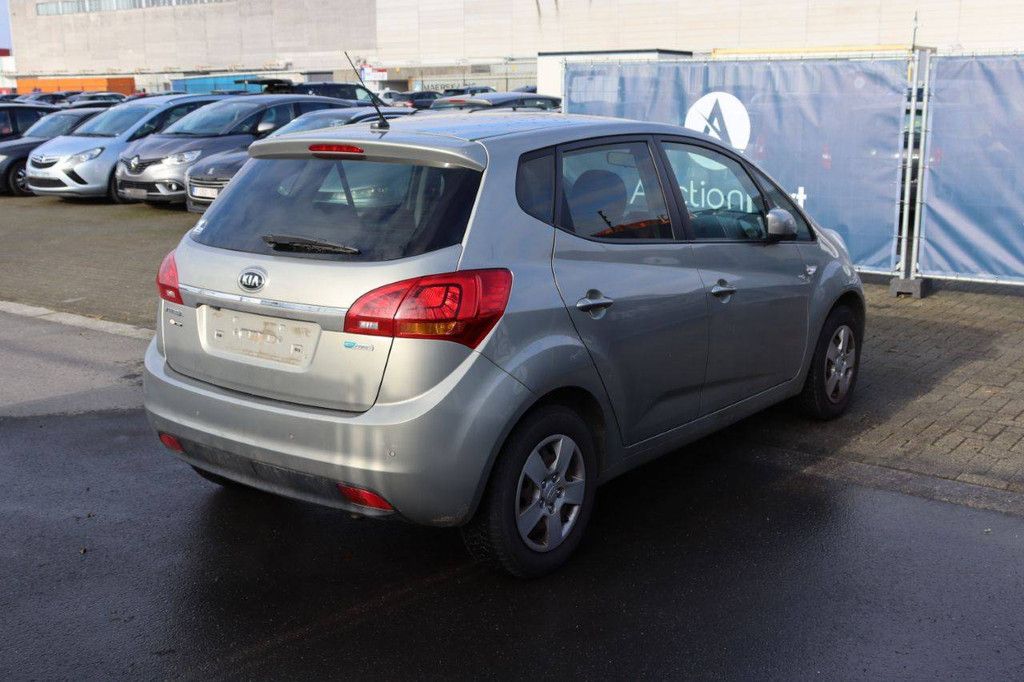 Passenger car Kia Venga Petrol 90 hp 2015 (Margin)