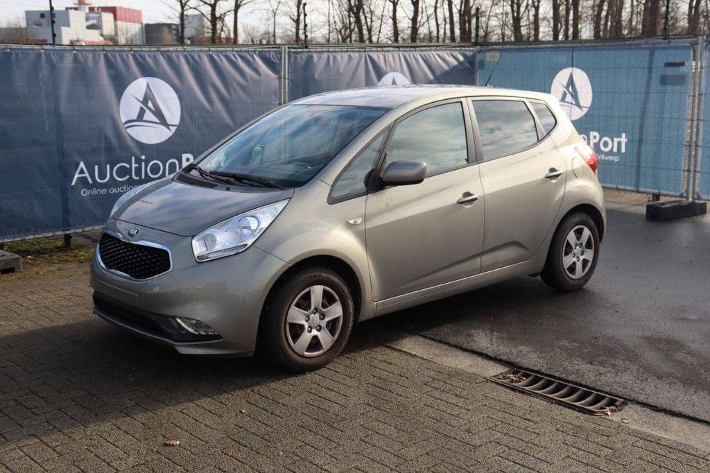 Passenger car Kia Venga Petrol 90 hp 2015 (Margin)