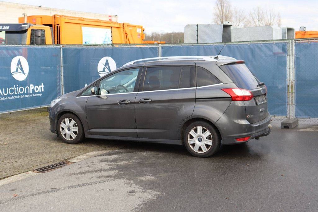 Pkw Ford C-Max Benzin 125 PS 2015 (Marge)