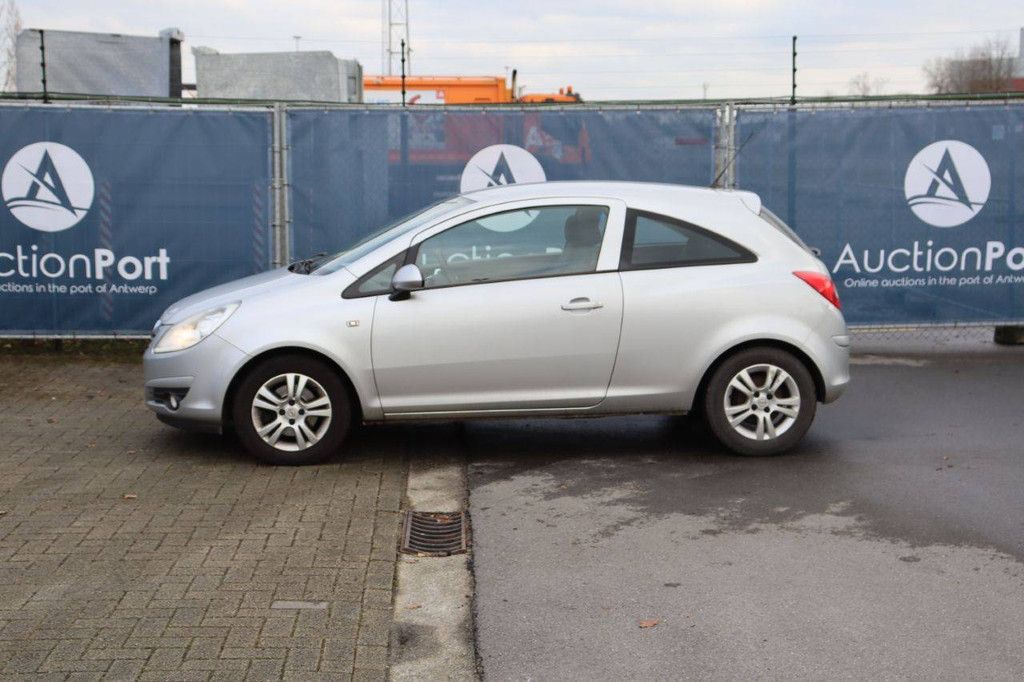 Pkw Opel Corsa Benzin 80 PS 2008 (Margin)