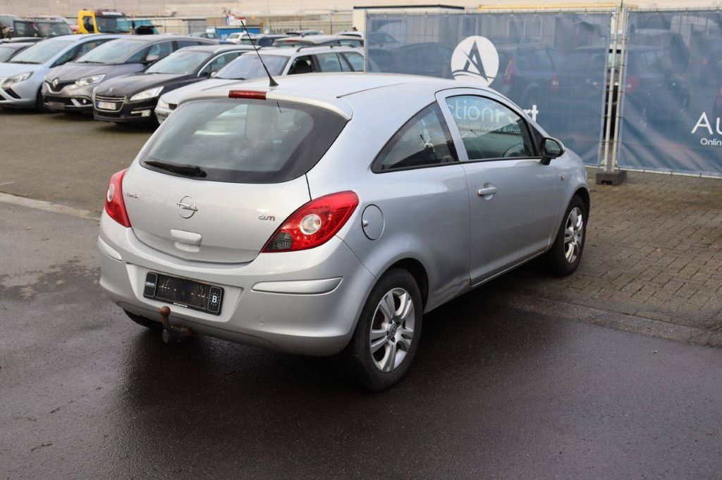 Pkw Opel Corsa Benzin 80 PS 2008 (Margin)