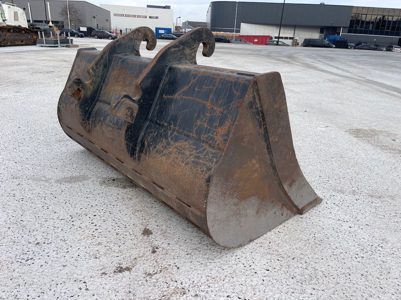 Brede kraan bak Verachtert 180cm CW30