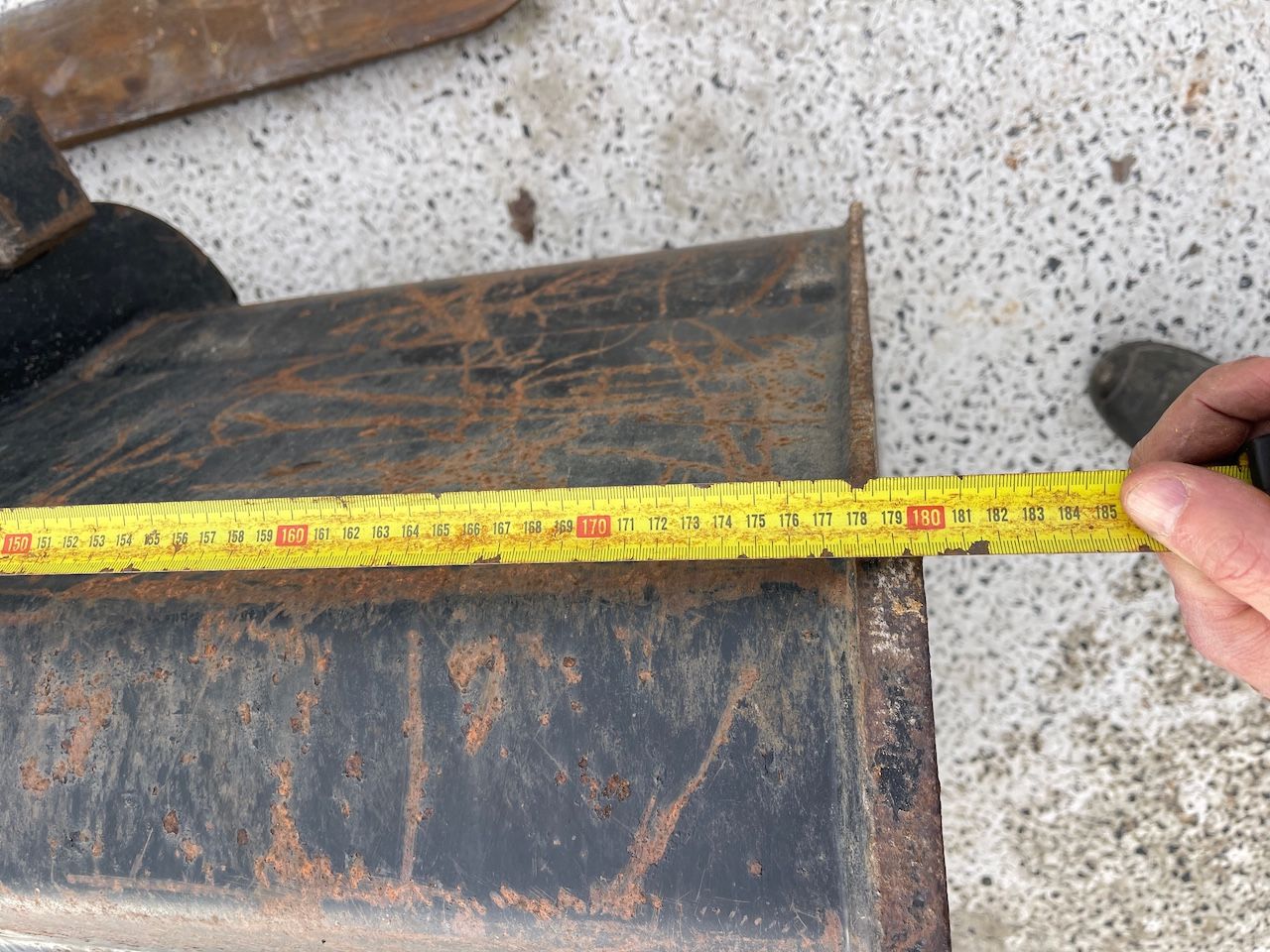 Brede kraan bak Verachtert 180cm CW30