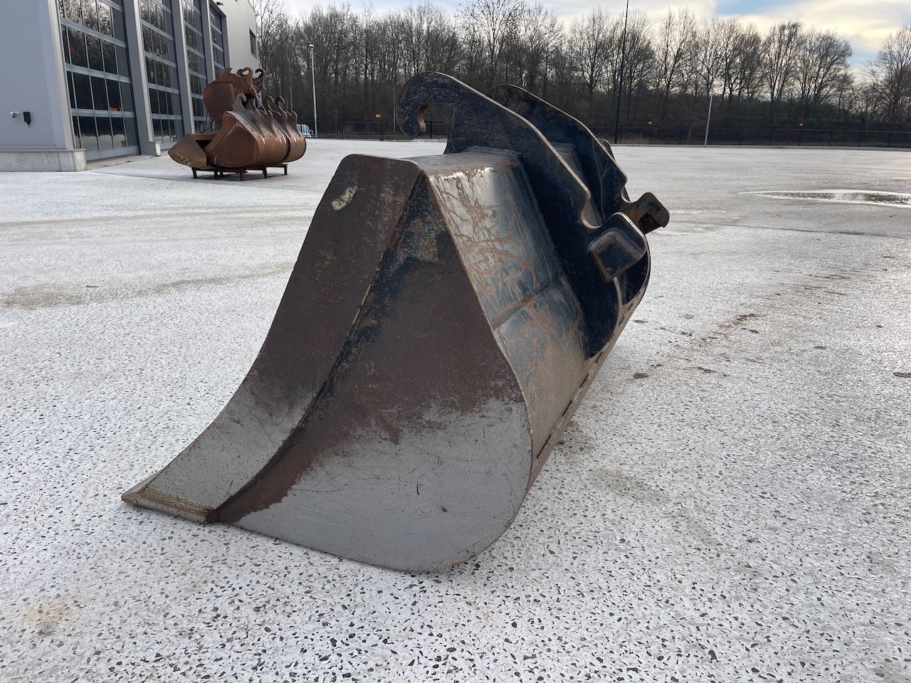 Brede kraan bak Verachtert 180cm CW30