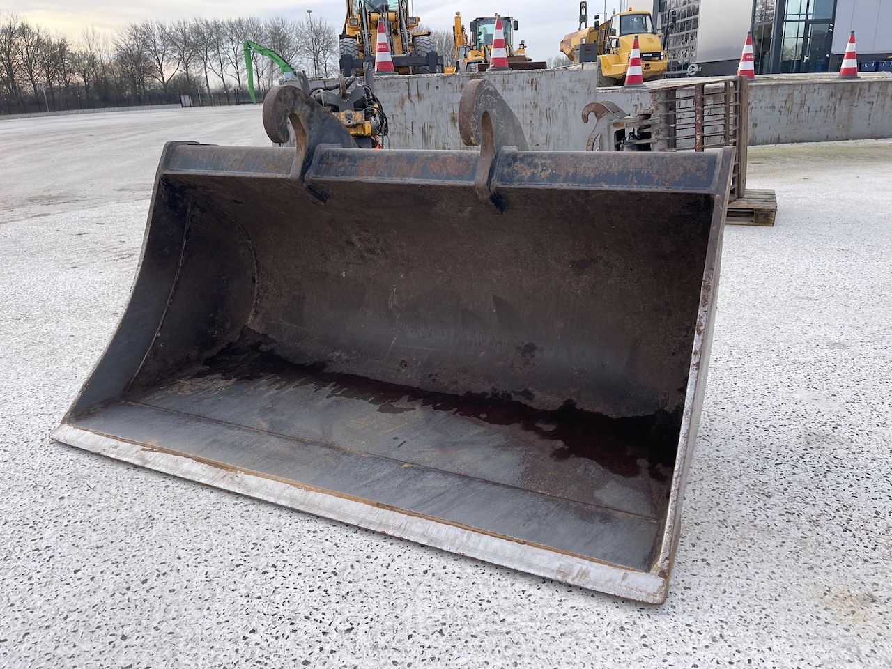 Brede kraan bak Verachtert 180cm CW30