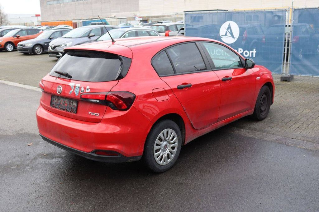 Pkw Fiat Tipo Benzin 95 PS 2019 (Marge)