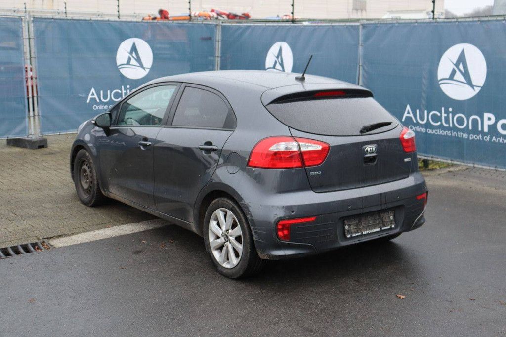 Passenger car Kia Rio Petrol 84 hp 2016 (Margin)