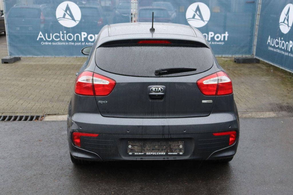 Passenger car Kia Rio Petrol 84 hp 2016 (Margin)