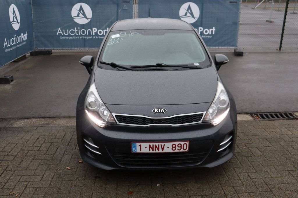 Passenger car Kia Rio Petrol 84 hp 2016 (Margin)