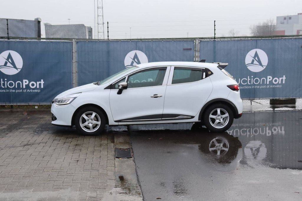 Renault Clio Diesel 75 PS Pkw, Baujahr 2016 (Marge)
