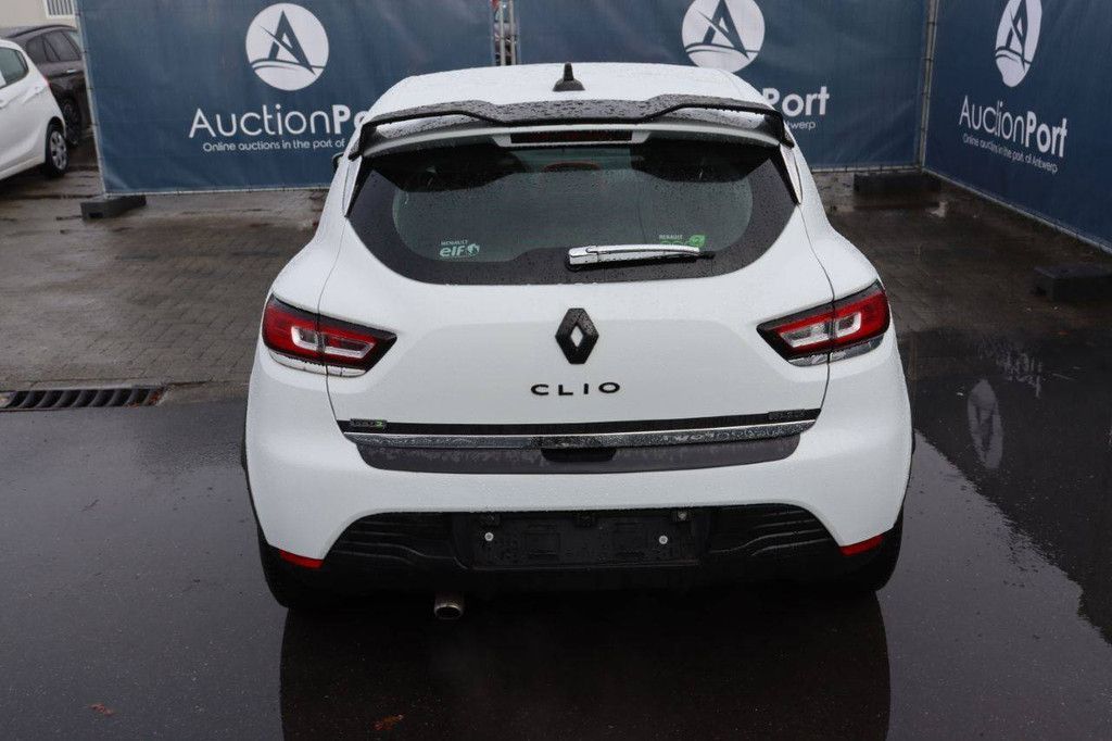 Renault Clio Diesel 75 PS Pkw, Baujahr 2016 (Marge)