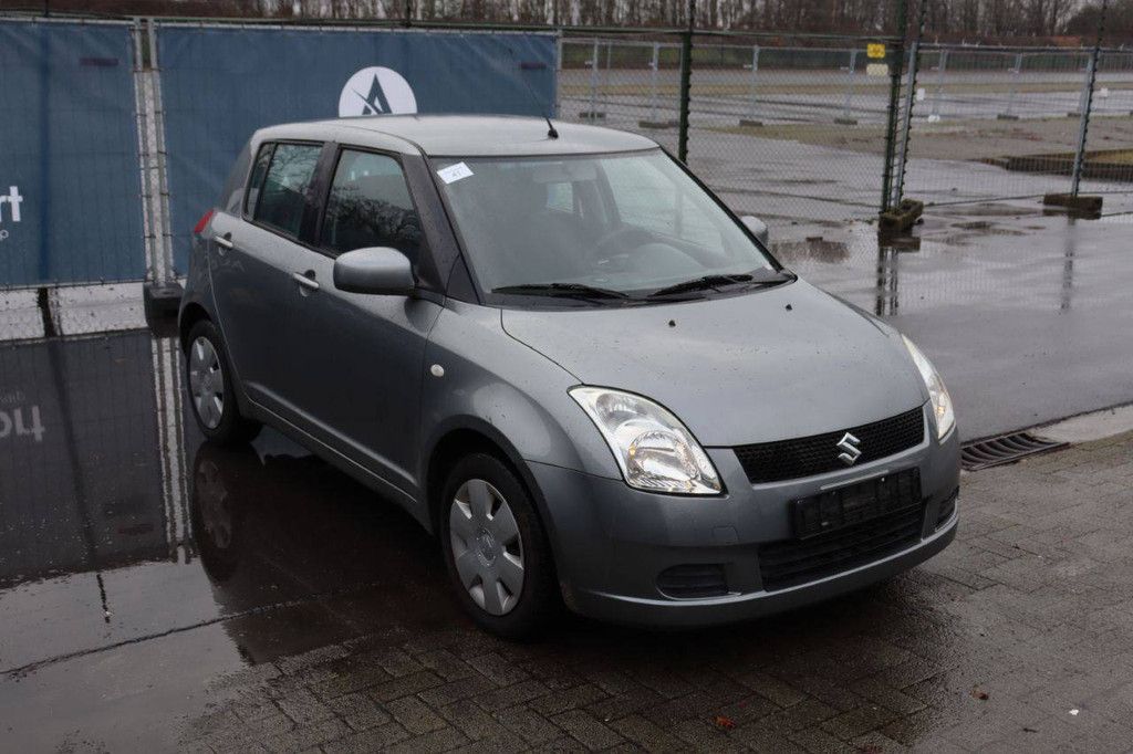 Pkw Suzuki Swift Benzin 92 PS 2005 (Margin)