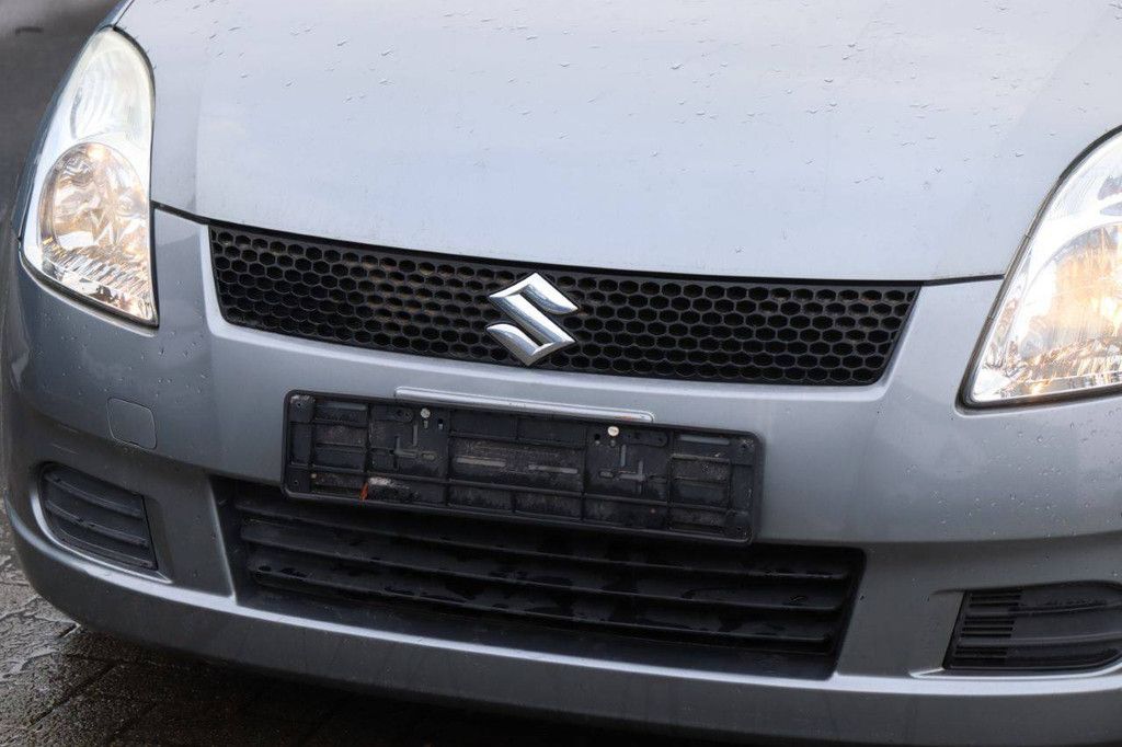 Pkw Suzuki Swift Benzin 92 PS 2005 (Margin)