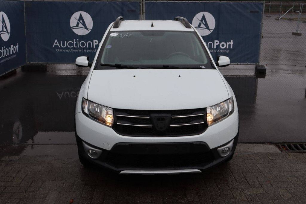 SUV Dacia Sandero Petrol 90hp 2016 (Margin)