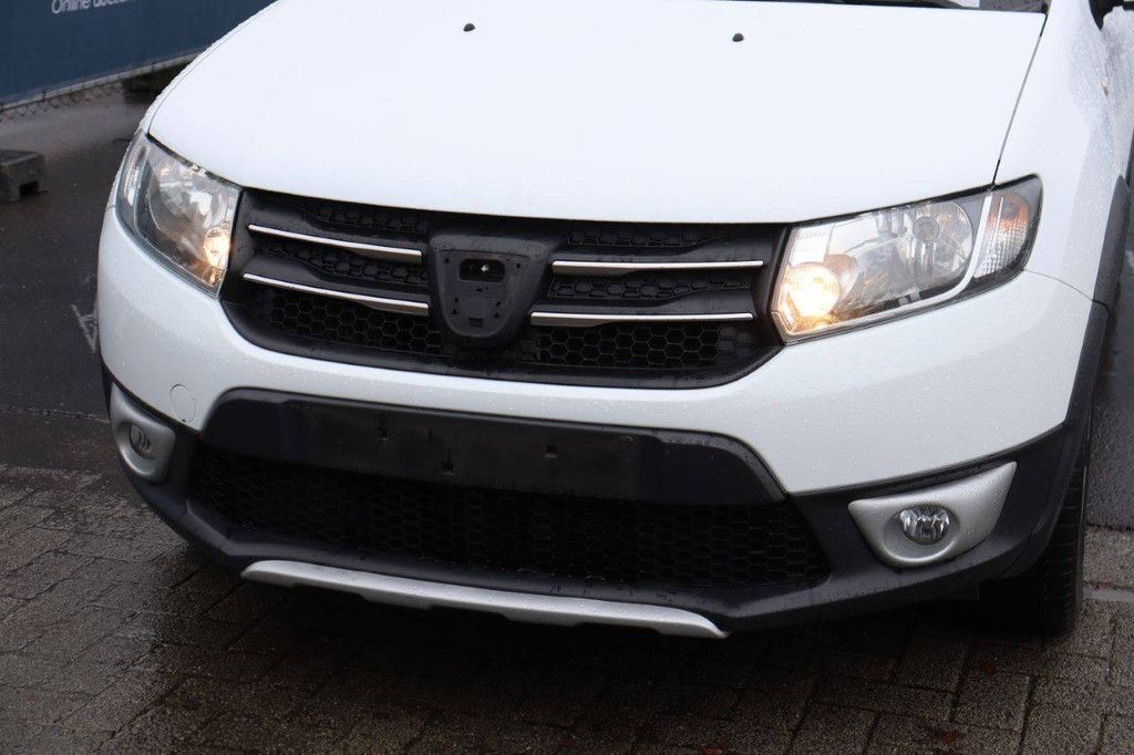 SUV Dacia Sandero Petrol 90hp 2016 (Margin)