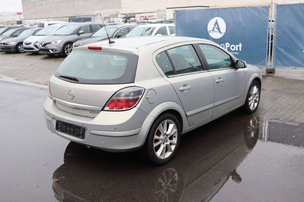 Pkw Opel Astra Benzin 115 PS 2009 (Margin)