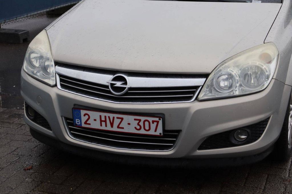 Pkw Opel Astra Benzin 115 PS 2009 (Margin)