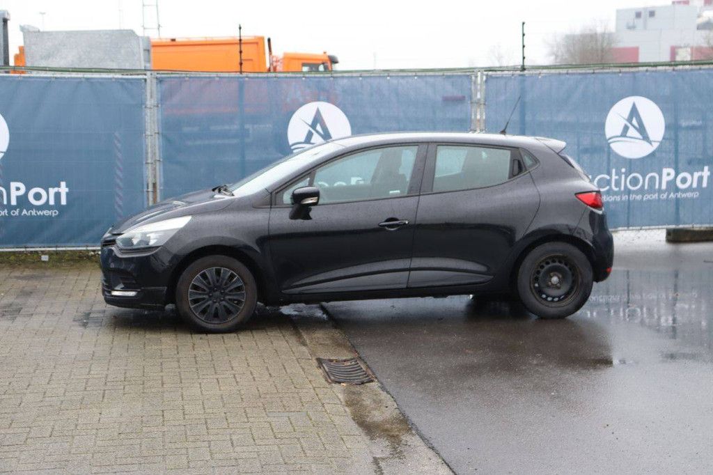 Personenauto Renault Clio Benzine 74pk 2017 (Marge)