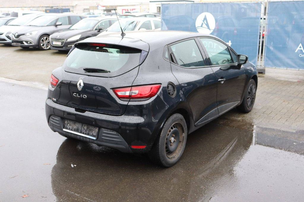 Personenauto Renault Clio Benzine 74pk 2017 (Marge)