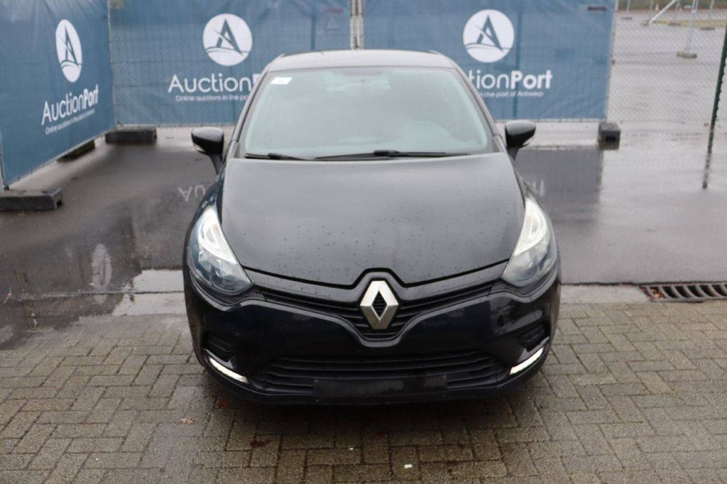 Personenauto Renault Clio Benzine 74pk 2017 (Marge)
