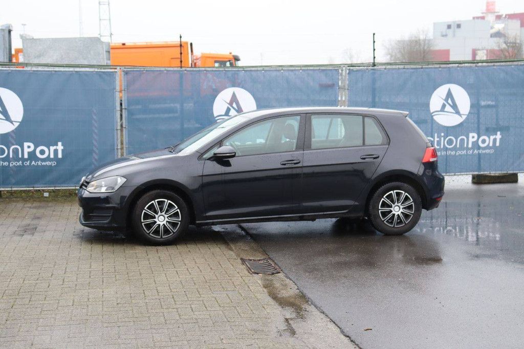 Pkw Volkswagen Golf Benzin 105 PS 2014 (Marge)