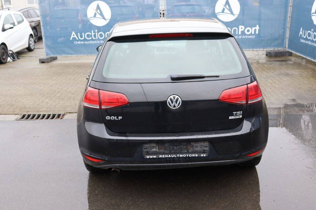 Pkw Volkswagen Golf Benzin 105 PS 2014 (Marge)