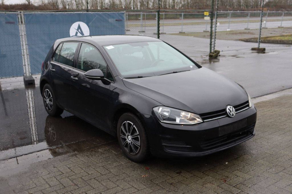 Pkw Volkswagen Golf Benzin 105 PS 2014 (Marge)