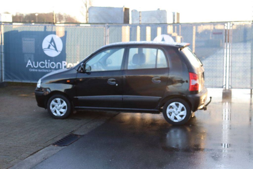 Passenger car Hyundai Atos Petrol 84 hp 2004 (Margin)