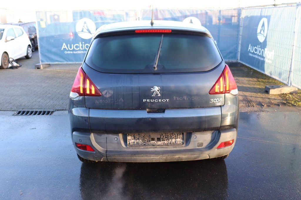 Passenger car Peugeot 3008 Petrol 120 hp 2014 (Margin)